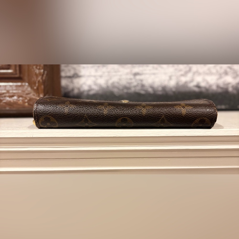 Authentic Vintage Louis Vuitton Monogram Sarah Wallet - Picture 12 of 13